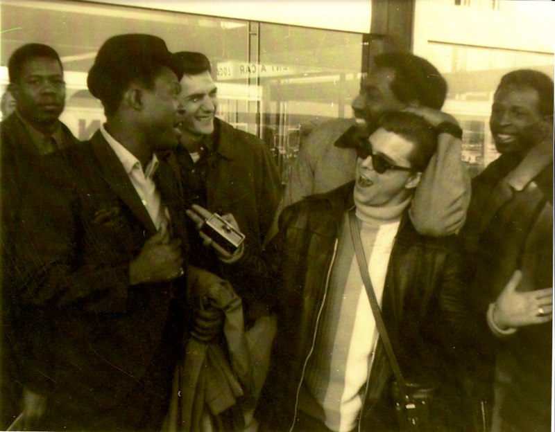 wayne bt and co in england airport