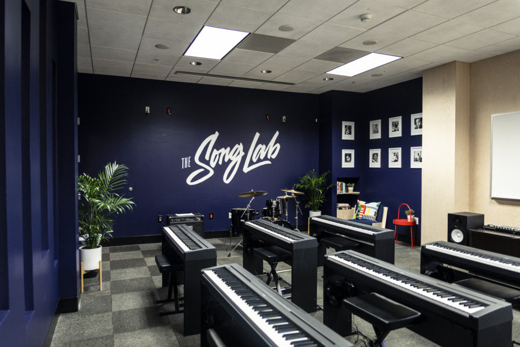 Levi's® Music Project Partners with Justin Timberlake to install permanent  songwriting lab and create songwriting masterclass at Stax Music Academy -  Stax Museum